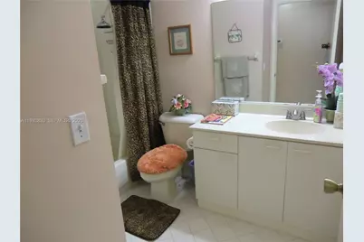 1593 NW 158th Ave, Pembroke Pines, FL 33028 - Photo 15