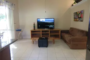 1593 NW 158th Ave, Pembroke Pines, FL 33028 - Photo 9