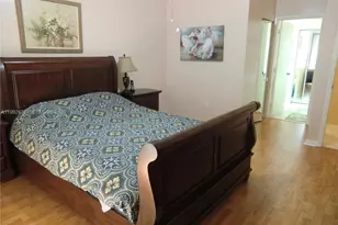 1593 NW 158th Ave, Pembroke Pines, FL 33028 - Photo 13