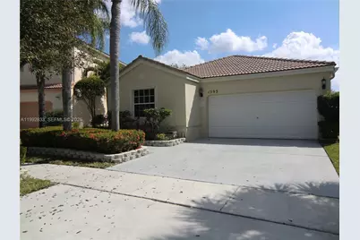 1593 NW 158th Ave, Pembroke Pines, FL 33028 - Photo 1