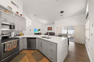 366 Bedford Ave, Weston, FL 33326 - Photo 13