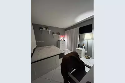 17000 NW 67th Ave #123, Hialeah, FL 33015 - Photo 3