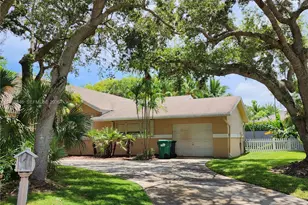 26451 SW 173rd Pl, Homestead, FL 33031 - Photo 5