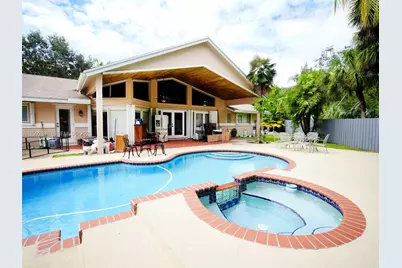 26451 SW 173rd Pl, Homestead, FL 33031 - Photo 3