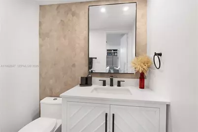 5161 Collins Ave #410, Miami Beach, FL 33140 - Photo 25