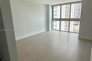 2655 Collins Ave, Miami Beach, FL 33140 - Photo 9