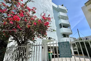 1990 Marseille Dr, Miami Beach, FL 33141 - Photo 1