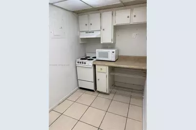 7010 NW 186th St #5-121A, Hialeah, FL 33015 - Photo 7