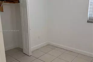 19220 NW 51st Ave, Miami Gardens, FL 33055 - Photo 17