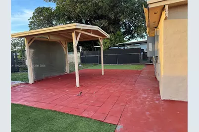 19220 NW 51st Ave, Miami Gardens, FL 33055 - Photo 21