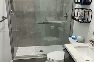 2342 McKinley St, Hollywood, FL 33020 - Photo 17