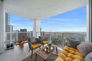 1040 Biscayne Blvd, Miami, FL 33132 - Photo 21
