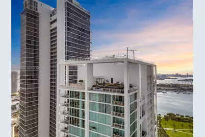 1040 Biscayne Blvd #PH-4607, Miami, FL 33132 - Photo 5