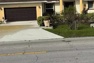 2272 SW Cameo Blvd, Port Saint Lucie, FL 34953 - Photo 1