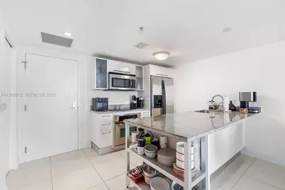 185 SW 7th St #3414, Miami, FL 33130 - Photo 13
