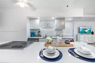 100 Lincoln Rd, Miami Beach, FL 33139 - Photo 11