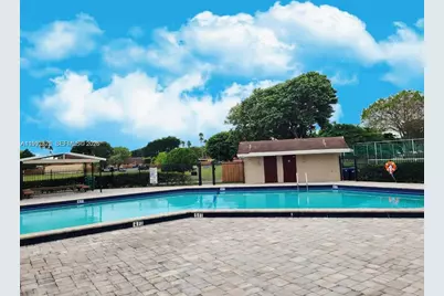 6722 NW 192nd Ln, Hialeah, FL 33015 - Photo 41