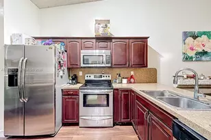 6722 NW 192nd Ln, Hialeah, FL 33015 - Photo 5