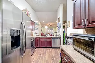 6722 NW 192nd Ln, Hialeah, FL 33015 - Photo 7