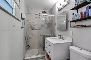 2221 Alcazar Dr, Miramar, FL 33023 - Photo 15