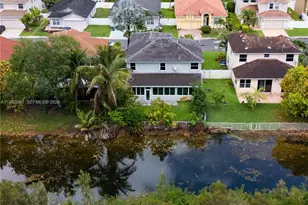 1764 NW 166th Ave, Pembroke Pines, FL 33028 - Photo 19
