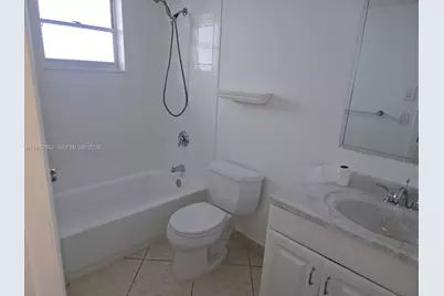 320 NE 12th Ave #703, Hallandale Beach, FL 33009 - Photo 19