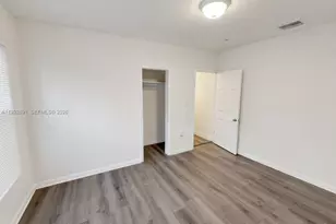 8013 NW 10th Ct, Miami, FL 33150 - Photo 3