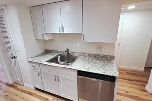 650 Tennis Club Dr, Fort Lauderdale, FL 33311 - Photo 19