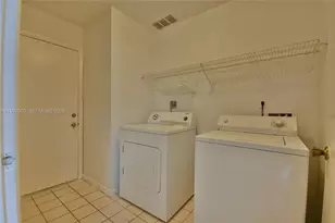 10380 NW 46th St, Doral, FL 33178 - Photo 31