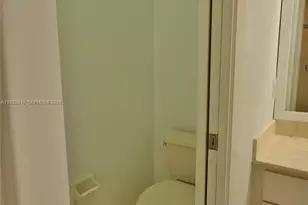 10380 NW 46th St, Doral, FL 33178 - Photo 19