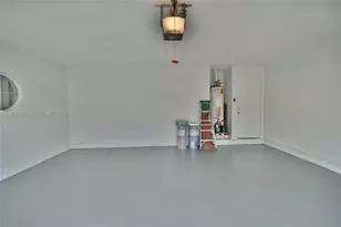 10380 NW 46th St, Doral, FL 33178 - Photo 33