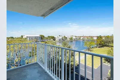 8240 SW 210th St #319, Cutler Bay, FL 33189 - Photo 7