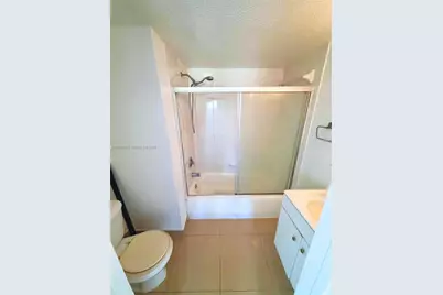 440 NW 84th Ter #440, Miami, FL 33150 - Photo 9