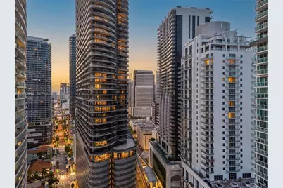 1050 Brickell Ave #2510, Miami, FL 33131 - Photo 25