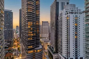 1050 Brickell Ave, Miami, FL 33131 - Photo 25