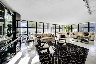 800 Parkview Dr, Hallandale Beach, FL 33009 - Photo 7