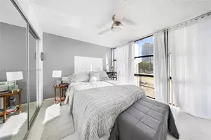 800 Parkview Dr, Hallandale Beach, FL 33009 - Photo 15
