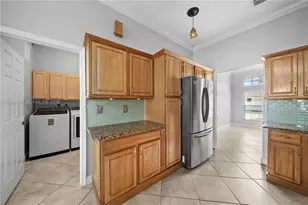 1154 NW 183rd Terrace, Pembroke Pines, FL 33029 - Photo 11