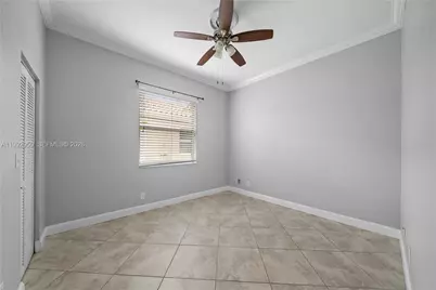 1154 NW 183rd Ter, Pembroke Pines, FL 33029 - Photo 21