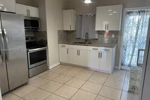 260 W 56th St, Hialeah, FL 33012 - Photo 5