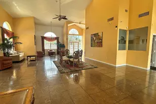 450 W Palm Cir W, Pembroke Pines, FL 33025 - Photo 31