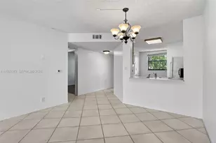 117 Lake Emerald Dr, Oakland Park, FL 33309 - Photo 13