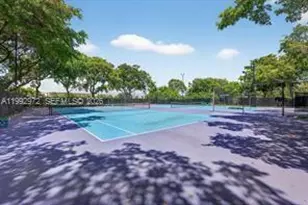 117 Lake Emerald Dr, Oakland Park, FL 33309 - Photo 7