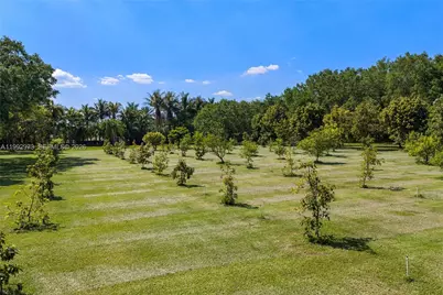 15000 SW 200th St, Miami, FL 33187 - Photo 55