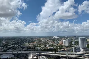 90 SW 3rd St, Miami, FL 33130 - Photo 11