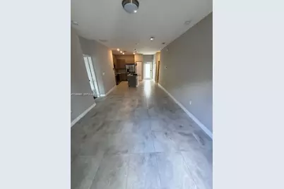 4700 NW 84th Ave #31, Doral, FL 33166 - Photo 11