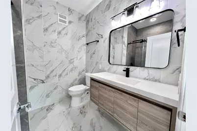 450 NE 2nd Ave #5, Fort Lauderdale, FL 33301 - Photo 5