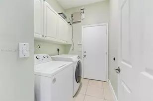 16418 NW 14th St, Pembroke Pines, FL 33028 - Photo 29