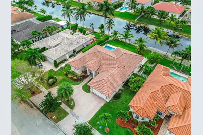 16418 NW 14th St, Pembroke Pines, FL 33028 - Photo 63