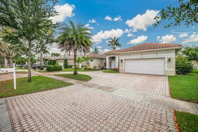 16418 NW 14th St, Pembroke Pines, FL 33028 - Photo 3